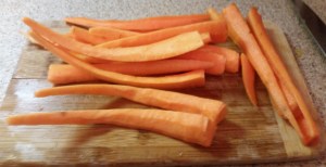 couper les carottes en 4