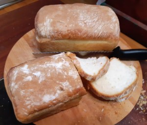 pain de ménage fait maison et tranché